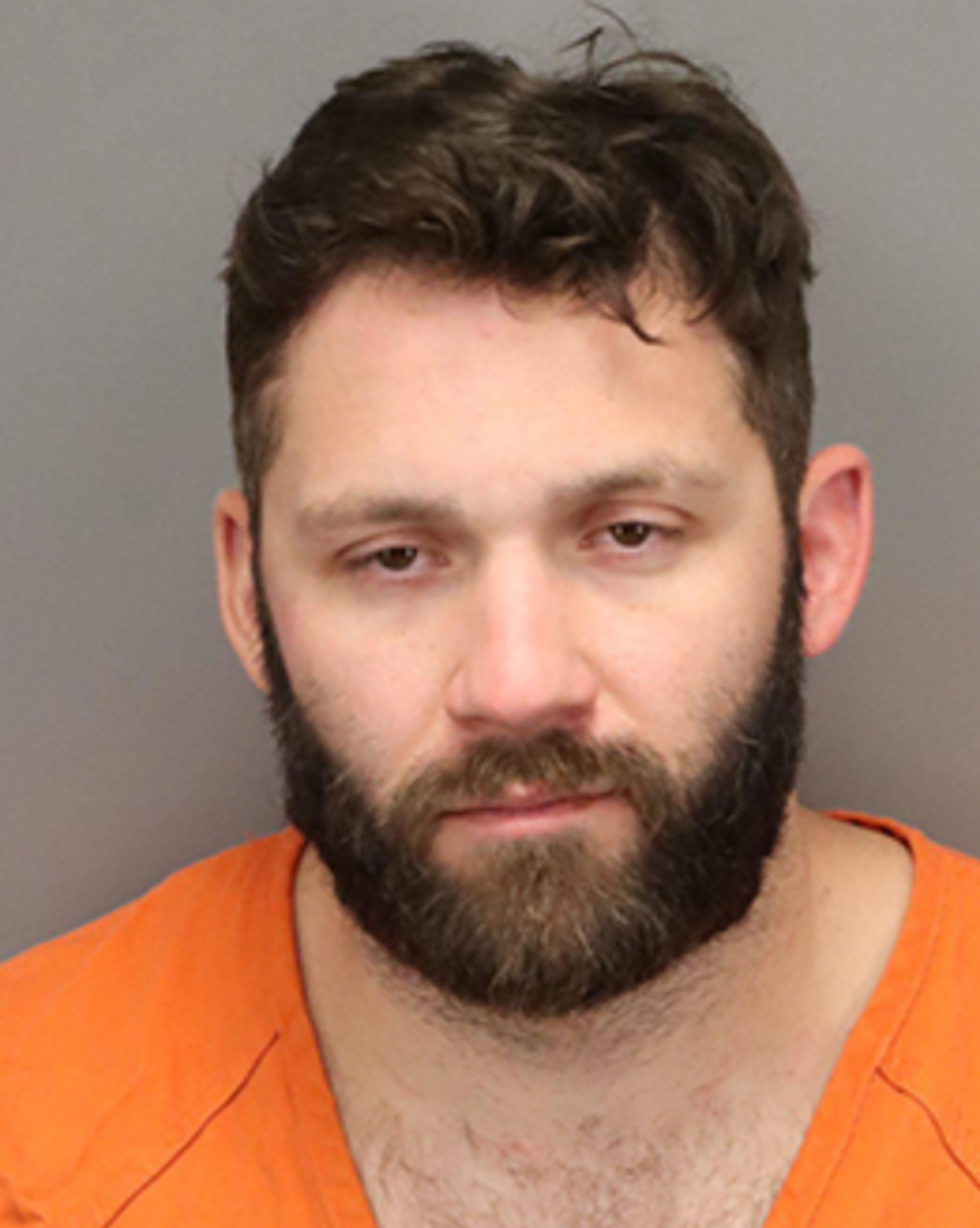 Chicago police officer arrested for urinating in ice machine at Florida